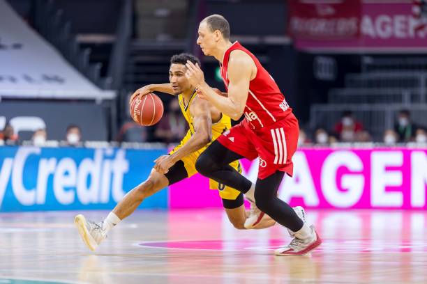 参与谈判 参与谈判